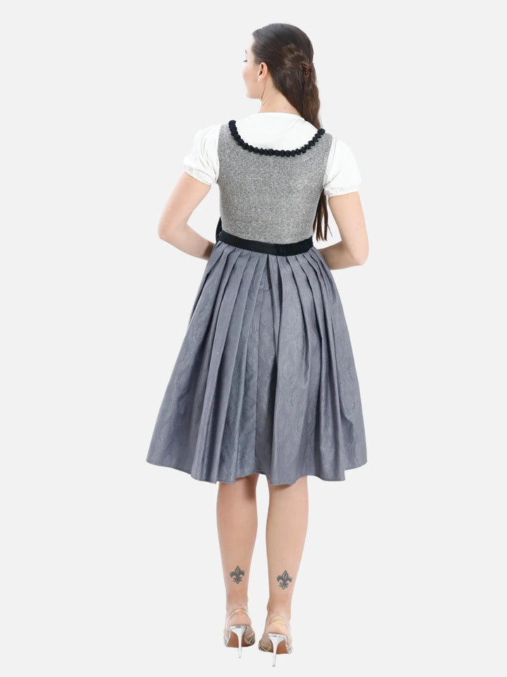 Dirndl Blütenzauber